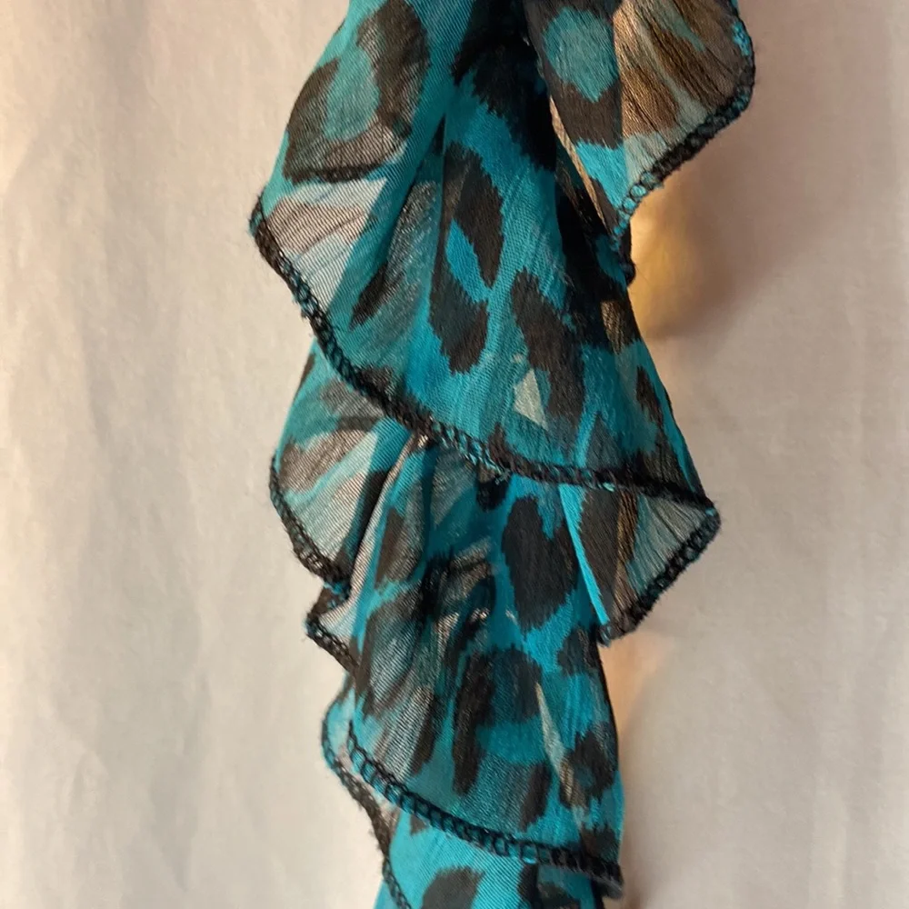Teal Cheetah Ruffle Scarf - Picture 2 of 2